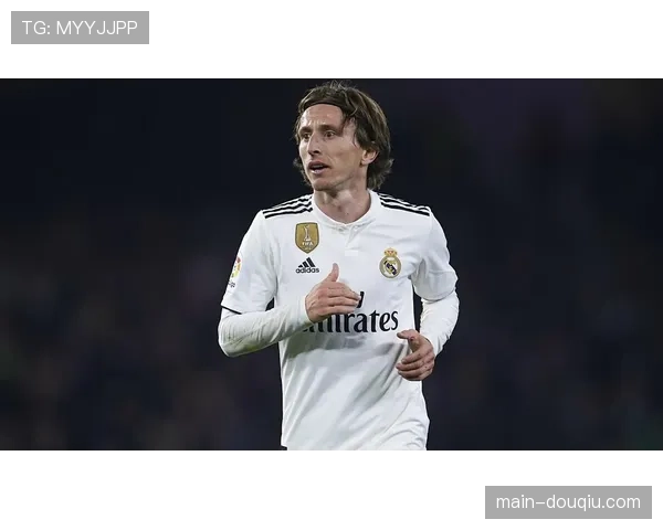 莫德里奇接受专访，确认本赛季末离开皇马，未来尚未决定